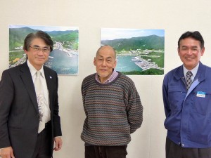 中央が、女川桜守りの藤中郁生先生。右は産業振興課の中嶋憲治さん